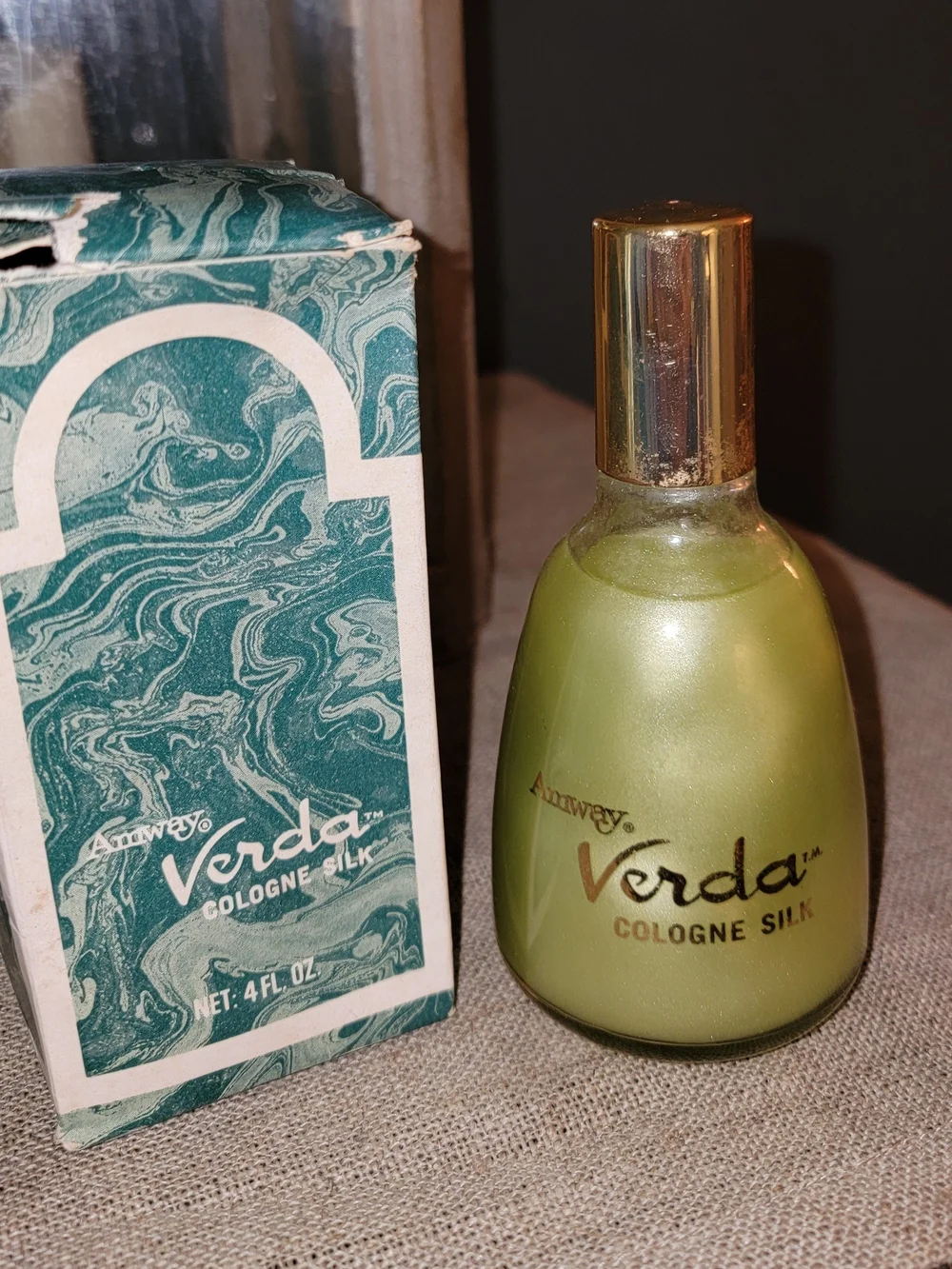 Vintage Verda Cologne Silk Body Oil – Green. With Original Box